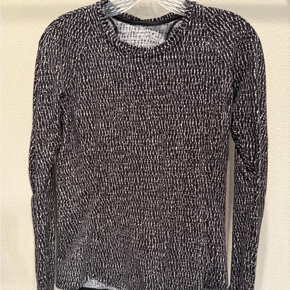 lululemon longsleeve run shirt
